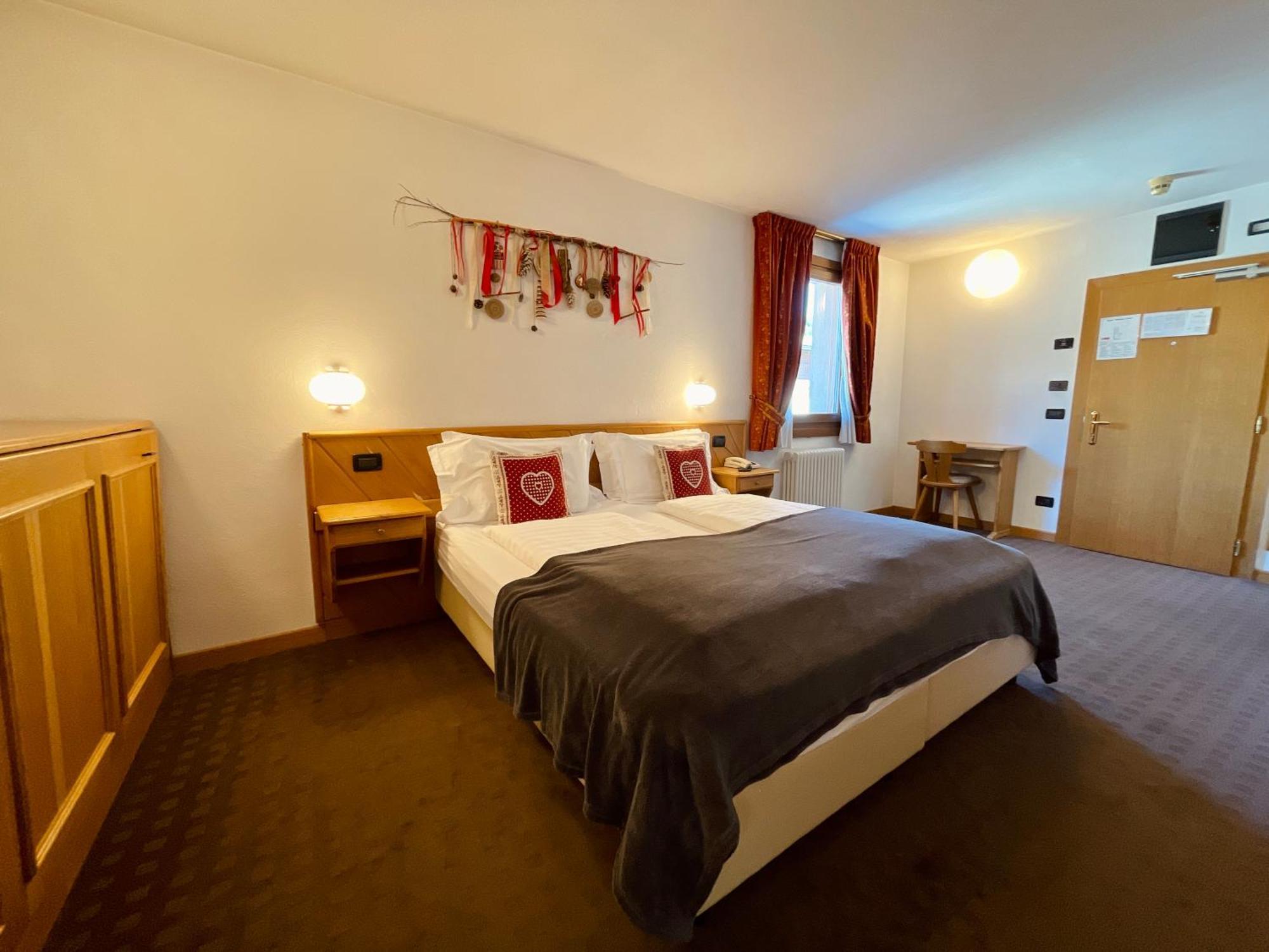 Hotel Piccolo Tibet Livigno Luaran gambar